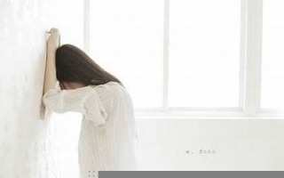 梦见牙齿松动(梦见牙齿松动自己拔掉是什么意思)
