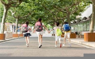 梦见去上学(梦见去上学迟到了)